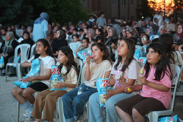 Başkan Altay: Sinema Günleri'nde 80 bin hemşehrimizle buluştuk