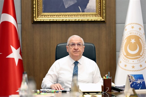 Bakan Güler, Katar Savunma Bakanı Al Thani ile telefonda görüştü