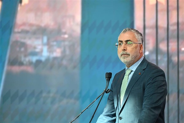 Bakan Işıkhan, HAK-İŞ Genel Başkanı Arslan ile bir araya geldi