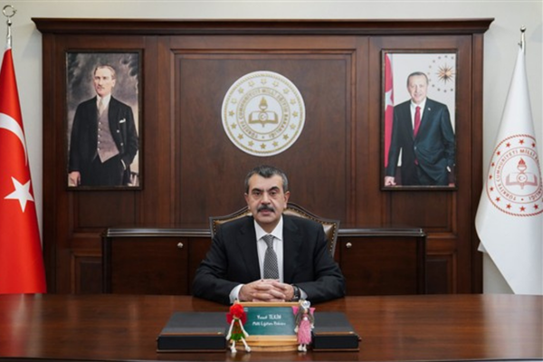 Bakan Tekin, 