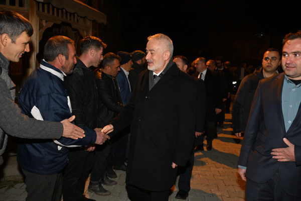 Başkan Başdeğirmen, Sarımehmetler'i ziyaret etti