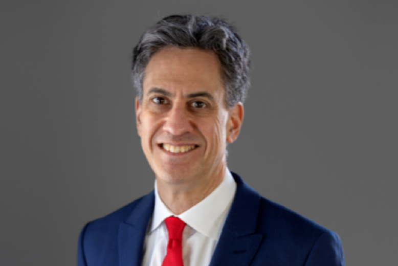 Düzeltme- Miliband: Ukrayna halkının yanında gerektiği sürece duracağız