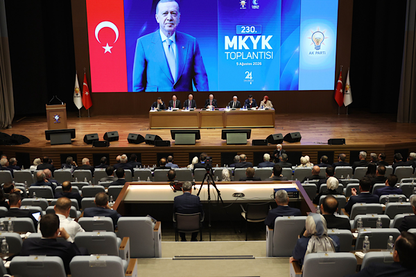AK Parti MKYK, Cumhurbaşkanı Erdoğan başkanlığında toplandı