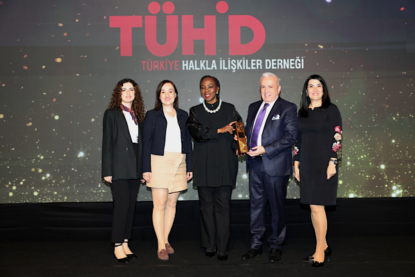 Nilüfer’de Sosyal Girişimcilik Merkezi’ne Yerel Kalkınma Ödülü verildi