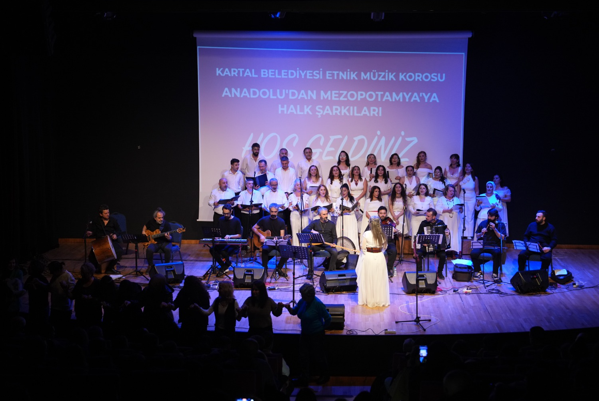 Kartal Belediyesi Etnik Müzik Korosu, konser verdi
