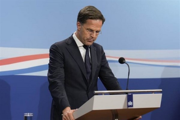 Rutte’den Meloni’ye tebrik
