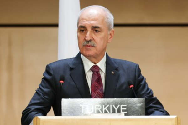 TBMM Başkanı Kurtulmuş, Çocuk Hakları Alt Komisyonu heyetini kabul etti
