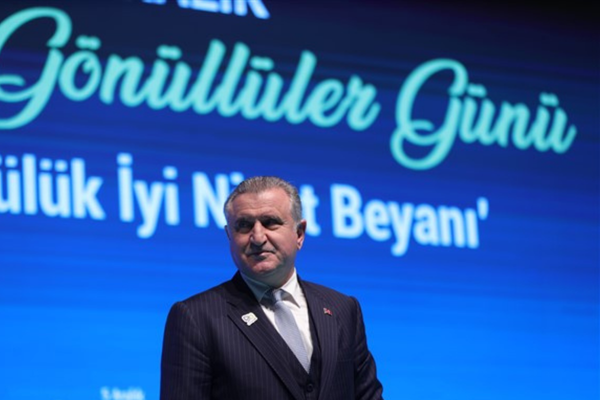 Bak: Küresel vicdanı derinden yaralayan bu hain saldırıyı şiddetle kınıyoruz