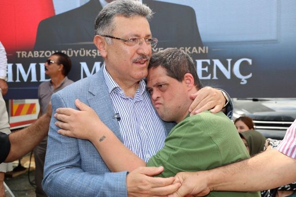 Başkan Genç: Bu topraklara hizmet etmek borcumuz
