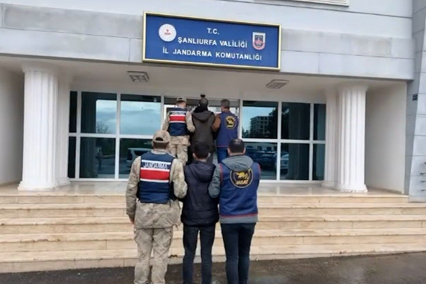 Şanlıurfa’da aranan 2 şahıs yakalandı