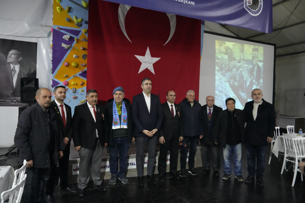 Kartal'da şehit ve gazi aileleri iftar programında buluştu