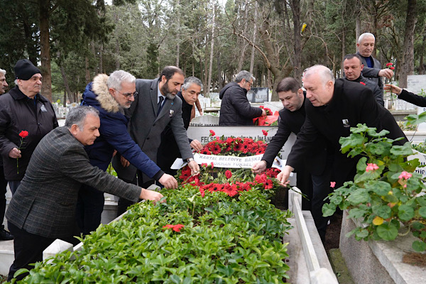 Neyzen Tevfik, Kartal’da dualarla anıldı