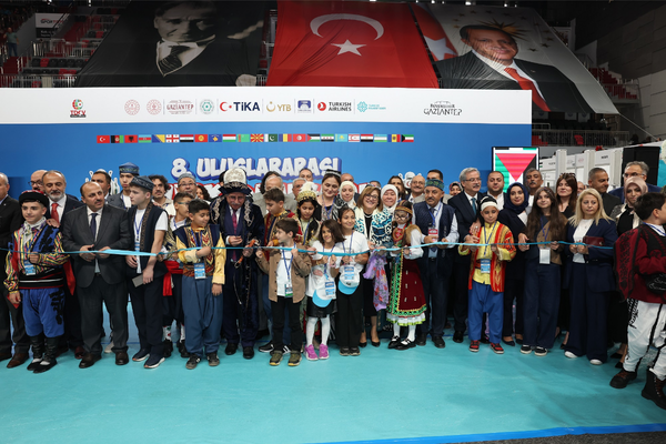 Gaziantep’te Türk dünyasının gençleri bilim ve teknoloji için buluştu