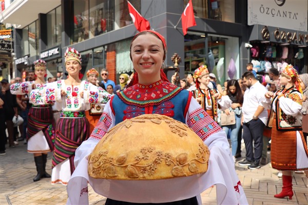 13'üncü Pişmaniye Festivali'nde 2'inci gün geride kaldı