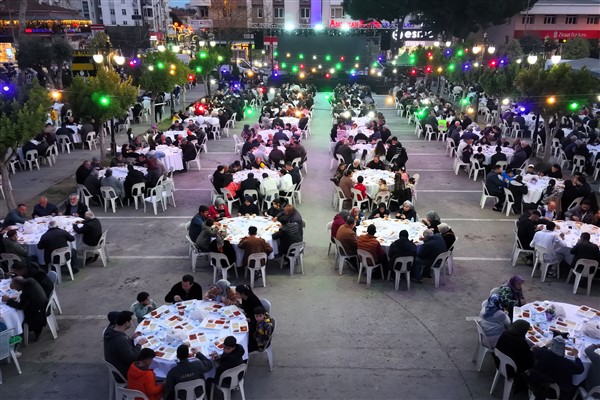 Serik’te “Büyük Serik İftarı” programı düzenlendi