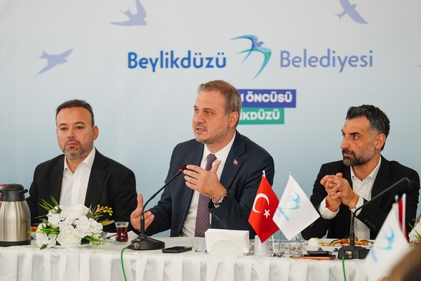 Çebi, Beylikdüzü'nün 18 aylık hizmet bilançosunu açıkladı