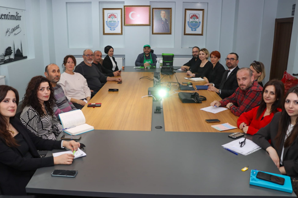 Yalova Belediyesi’nden personele eğitim 