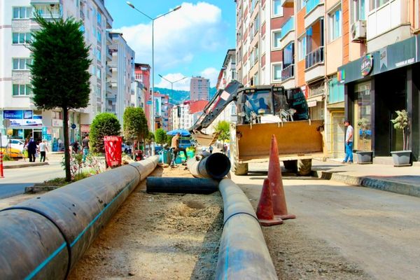 Giresun’da ekipler kentin farklı noktalarında çalışma yürütüyor