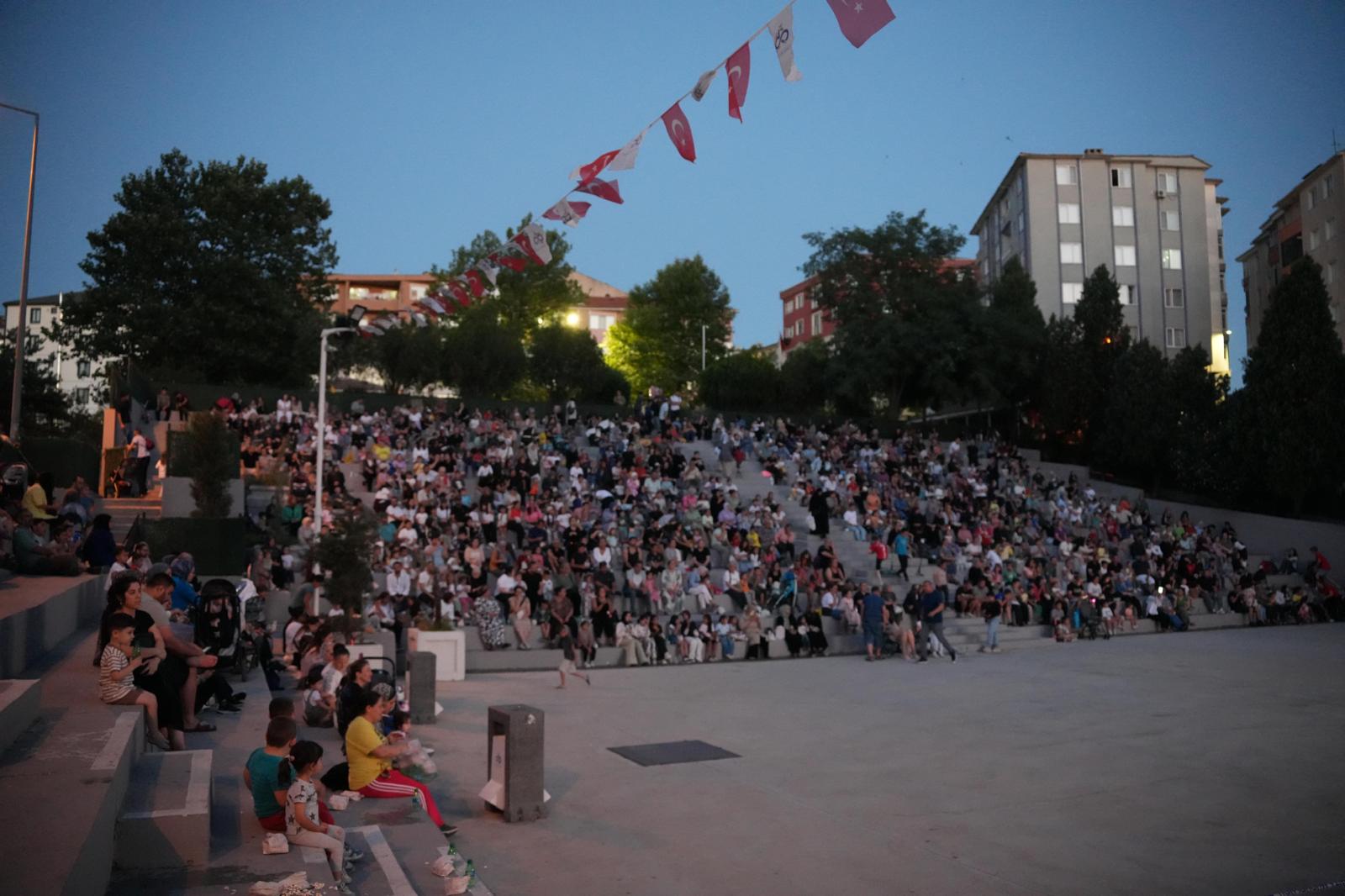 Çorlu'da Açık Hava Sinema Günleri başladı