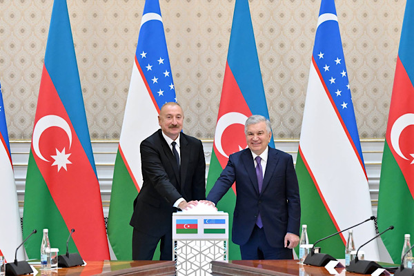 Azerbaycan’ın Özbekistan’daki projeleri için açılış ve temel atma törenleri düzenlendi