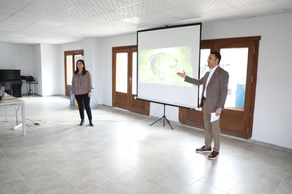 Menderes Belediyesi'nden sıfır atık eğitimi