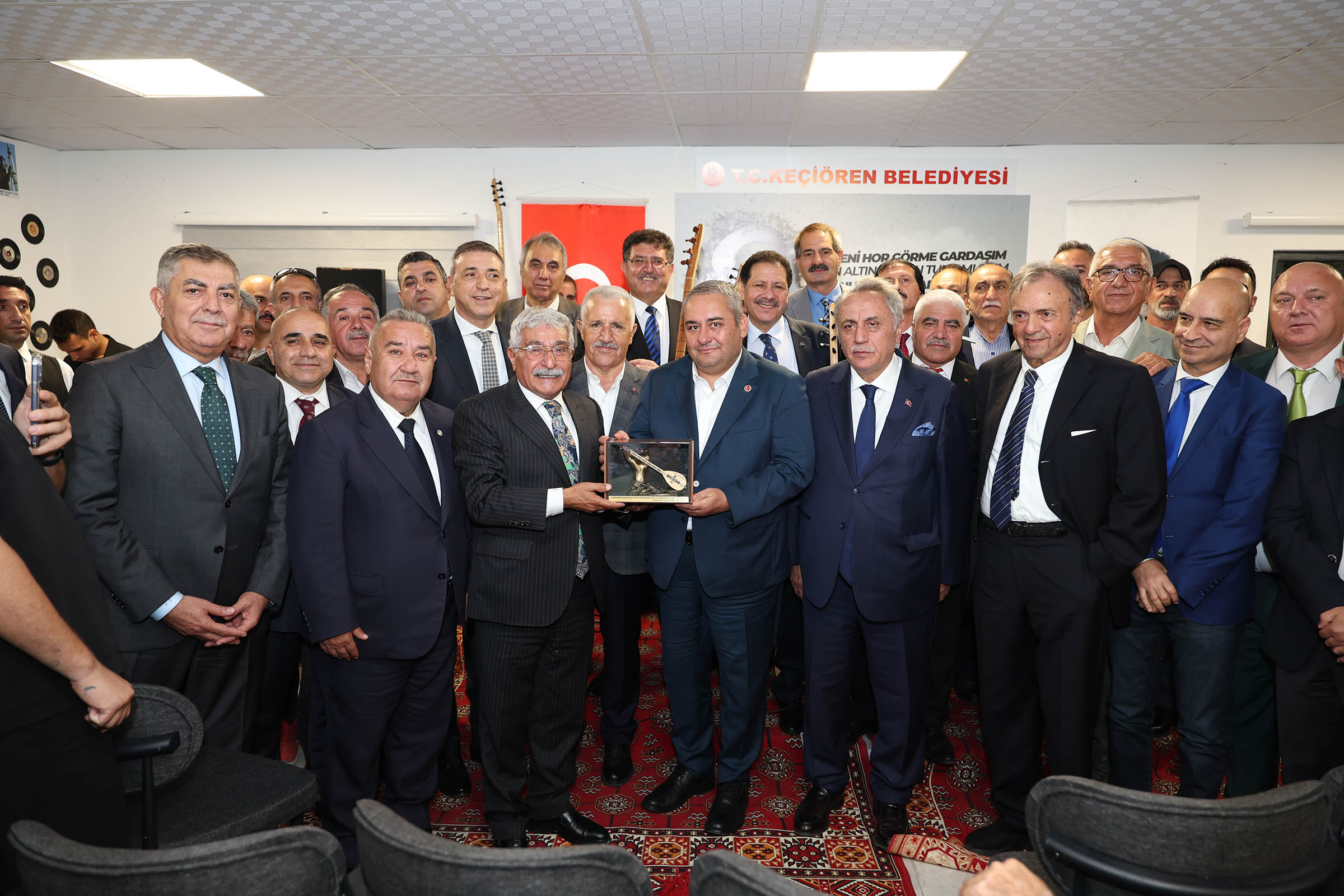 Keçiören’de Aşıklar Konağı programında 11 aşık sahne aldı