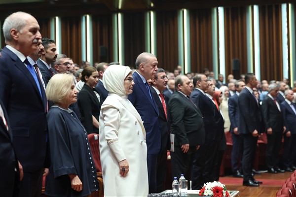 Cumhurbaşkanı Erdoğan, "En Uzun Gece" destanının ilk temsiline katıldı