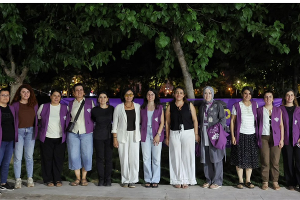 Kayapınar'da kadına yönelik şiddetle mücadele buluşması