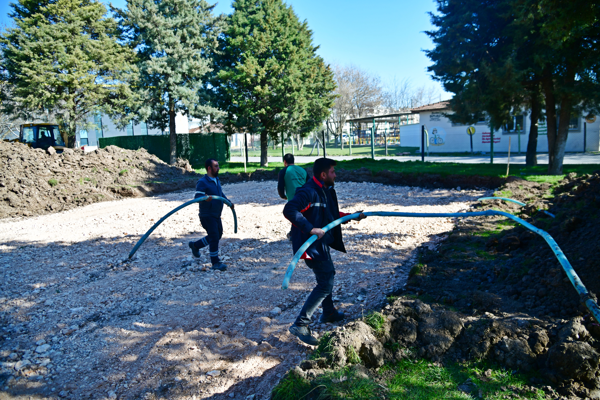 Akhisar'da Gençlik Kütüphanesi'nin çalışmalarına başlandı