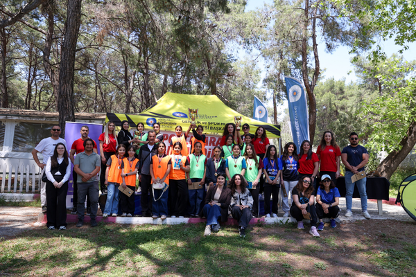 Antalya’da kız çocukları için floor curling turnuvası düzenlendi