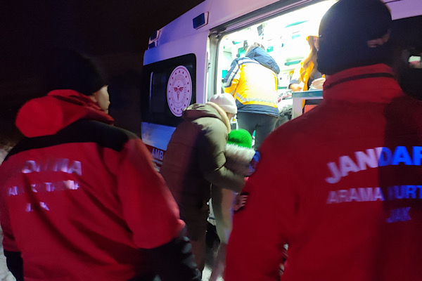 Tunceli'de JAK timleri kurtarma operasyonu gerçekleştirdi