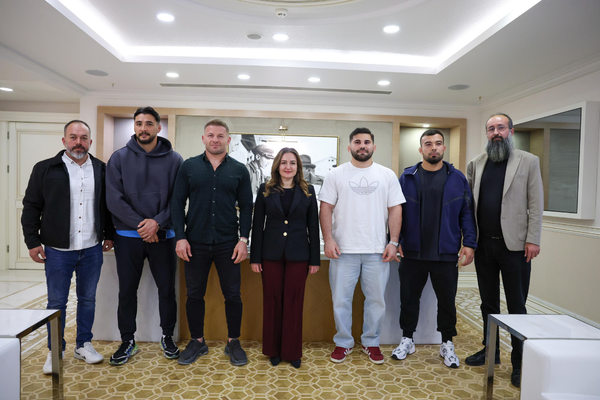 Antalya’da başpehlivanlara sezon öncesi ziyaret