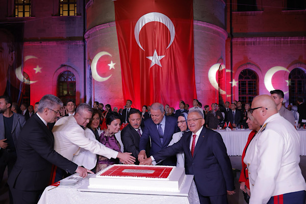 Kayseri’de 30 Ağustos Zafer Bayramı resepsiyonu düzenlendi
