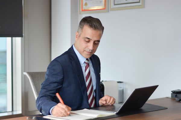 Otomobil vergileri el yakıyor 