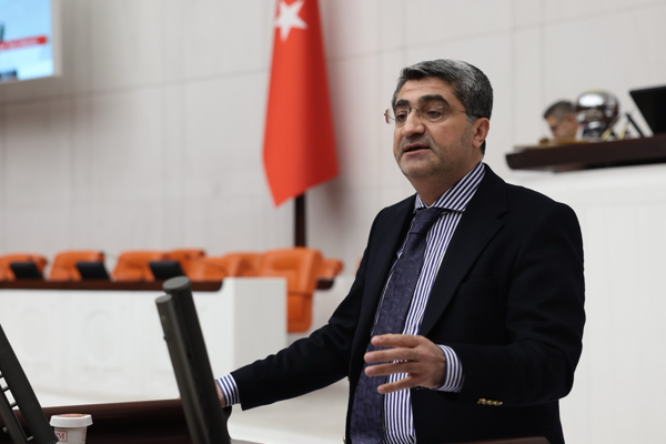 DEVA Partili Ekmen: Bayram ikramiyesi emekliye nefes olsun