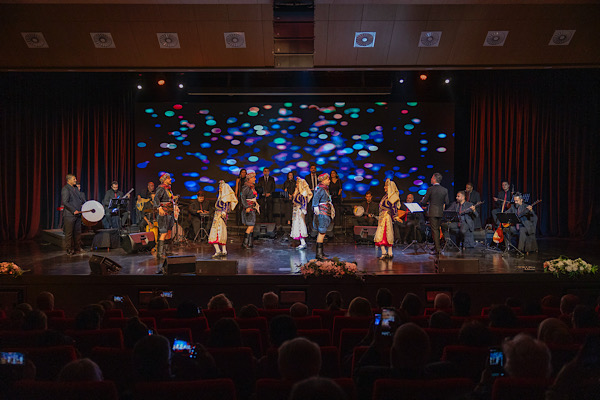 Mersin’de Anadolu’dan Ezgiler konseri düzenlendi