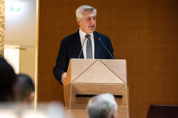 Grandi: İran'daki tüm insanların barış içinde olmasını diliyorum