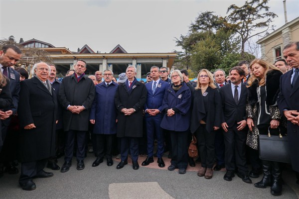 CHP Genel Başkanı Özel, İlber Ortaylı için düzenlenen anma törenine katıldı