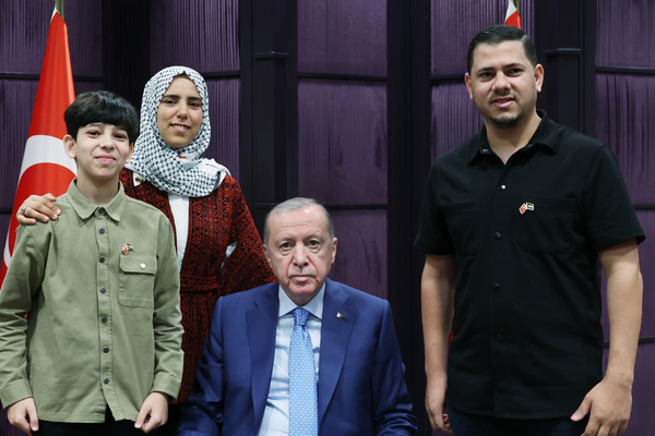 Cumhurbaşkanı Erdoğan, Gazzeli Mazen Abu Cezer’i kabul etti