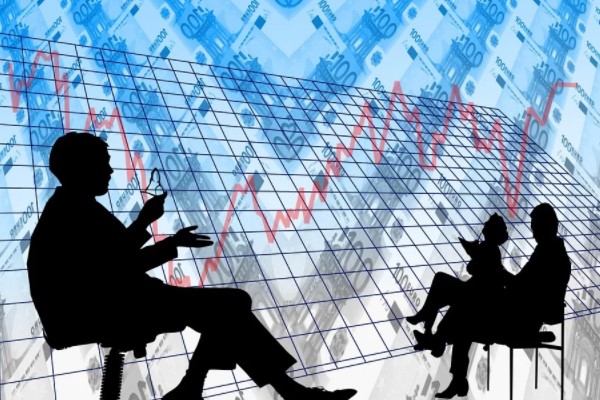 Petrol yükselişini korurken altın ve gümüşte temkinli seyir