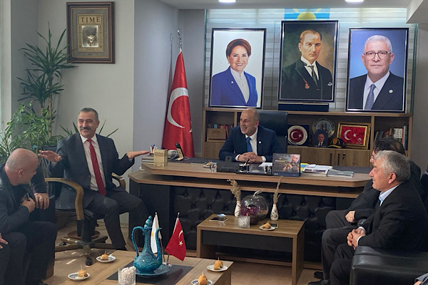 İYİ Parti Bursa İl Başkanlığı’nda Gemlik esnafının sorunları görüşüldü