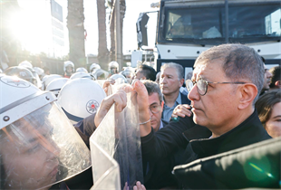 Tugay: Meslek fabrikası izmir halkına geri verilene kadar buradayım