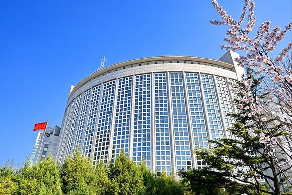 Çin, Pakistan'ın Çin’in Taiwan adasına ait havayollarına hava sahası kapatmasını değerlend