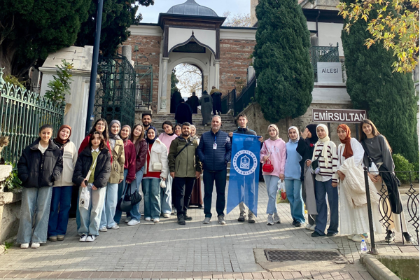 Yıldırımlı gençler Bursa’yı keşfediyor