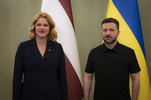 Zelenski: Letonya Hükümeti'ne yardımları ve yeni savunma paketi için minnettarım