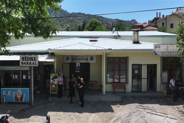 sparta’da Sidre Mahallesi Sosyal Tesisi yenileniyor