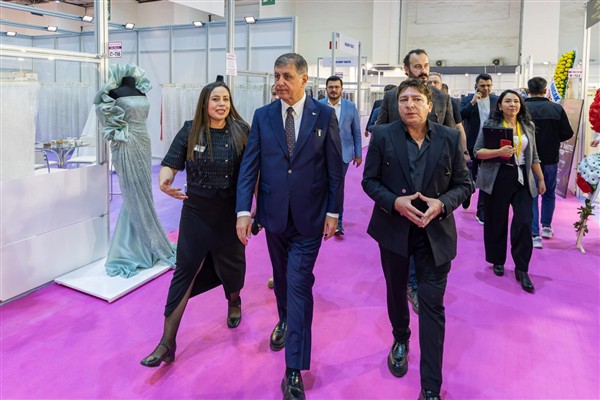 Başkan Tugay: Tüm zorlukları aşacak güce sahibiz