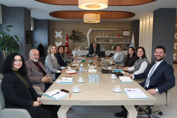 Başkan Özdemir: 2026 hedefimiz ortak akıl, sosyal belediyecilik ve üretim odaklı gelecek