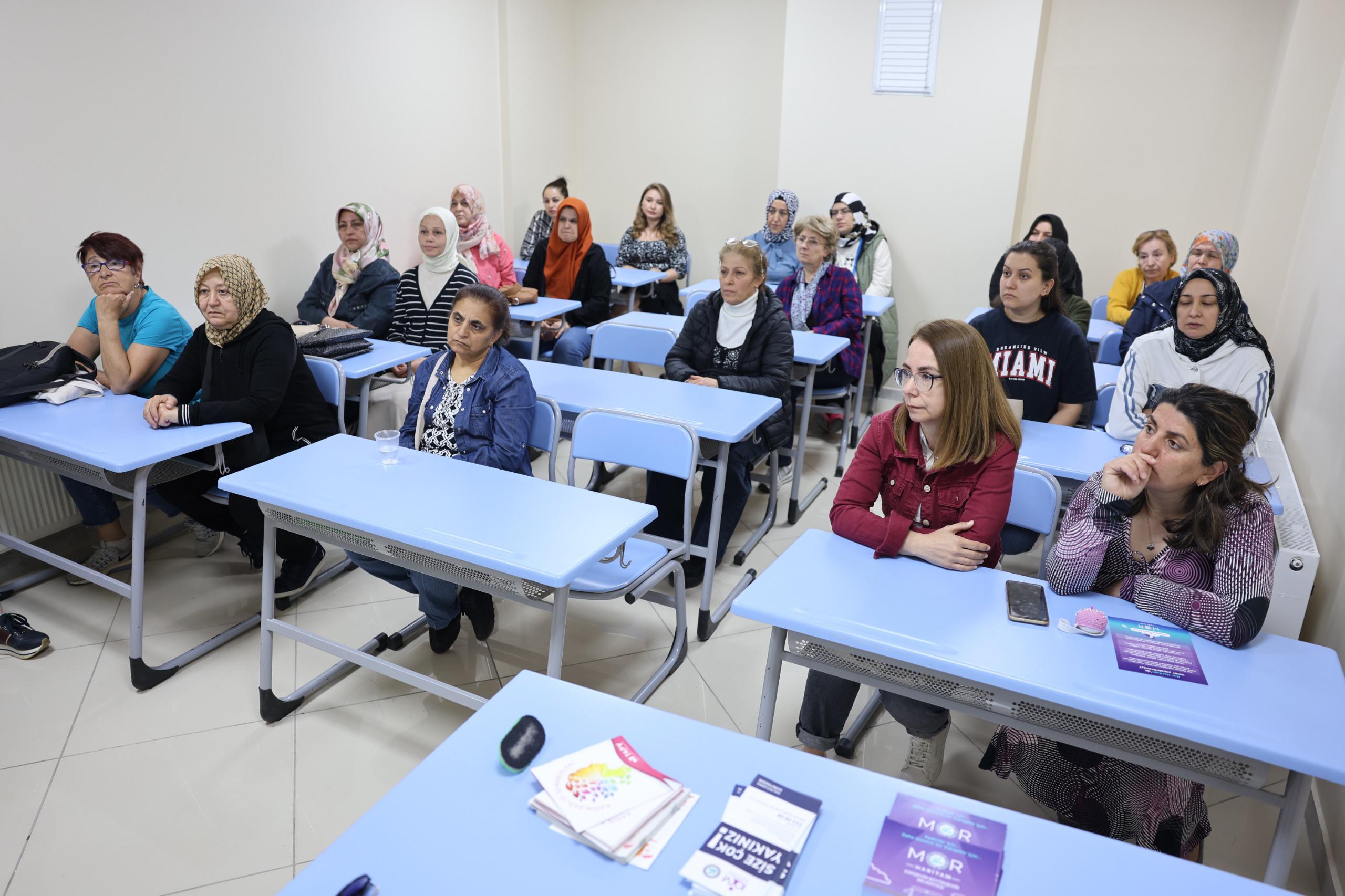 Şirintepe’de kadınlara hizmet tanıtım toplantısı gerçekleştirdi