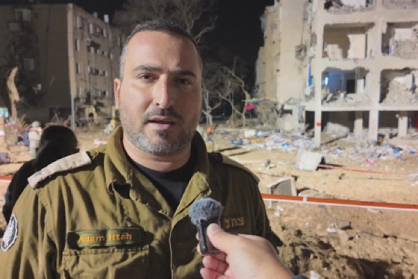 İran’ın füze saldırıları sonucu Arad ve Dimona'da 175 kişi yaralandı